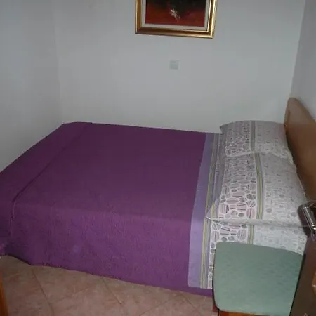 Martina Apartman Ražanj